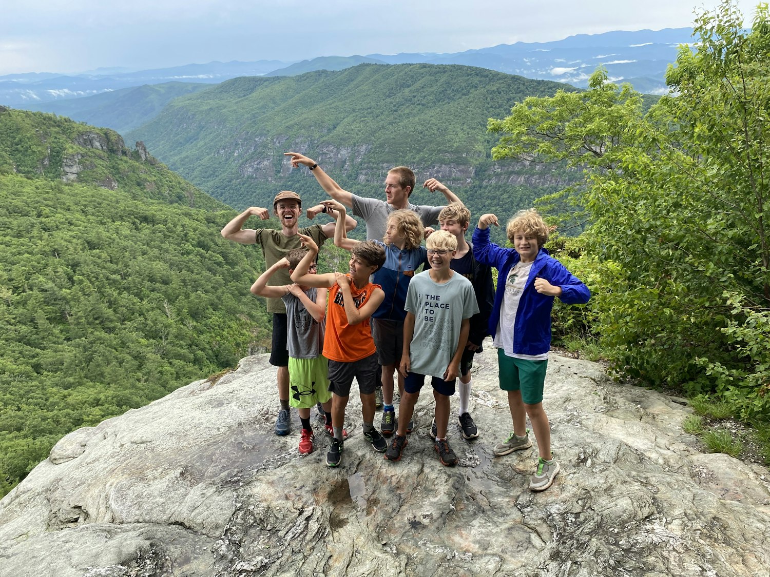 Best Outdoor Adventure Jobs for College Students This Summer