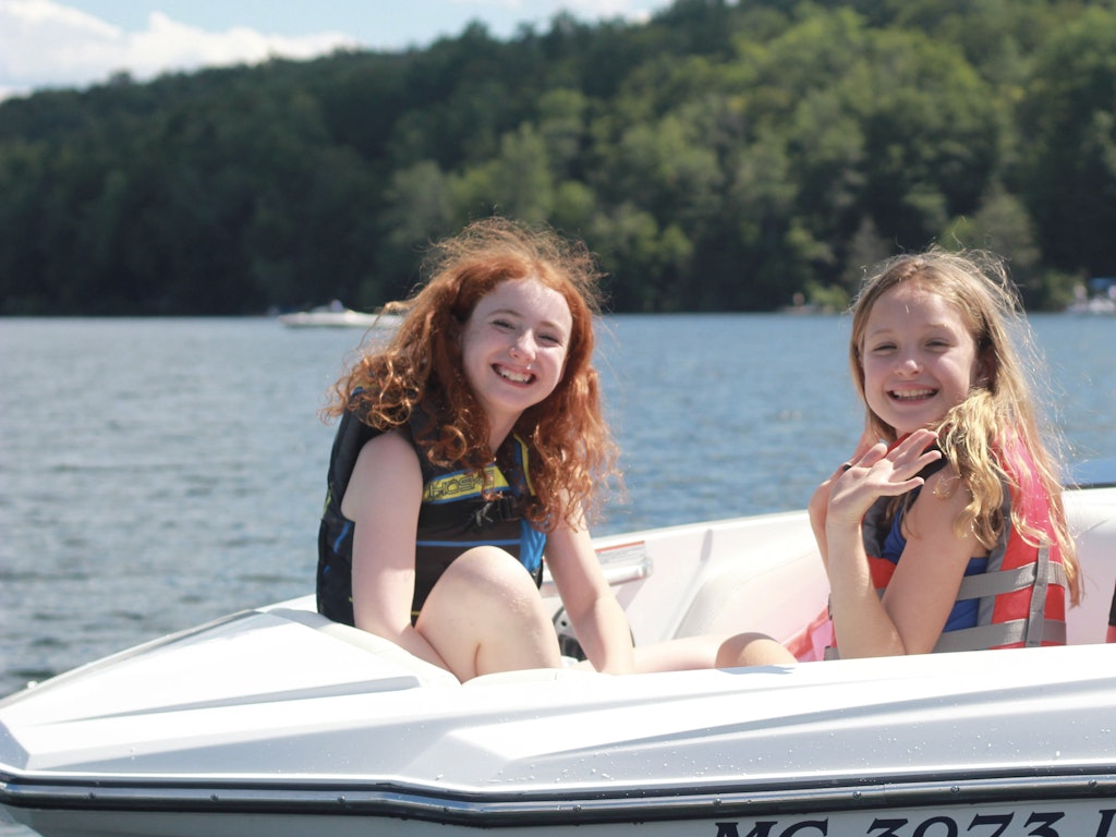 Unplugged & Happy: Why Kids Thrive at Camp Without Technology