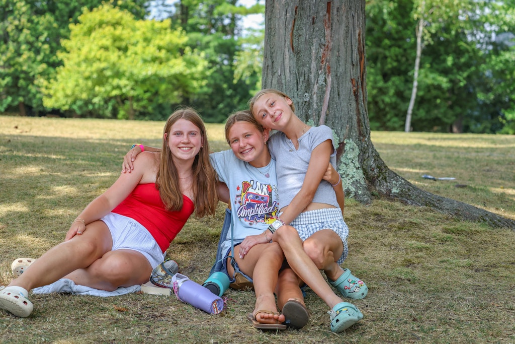 Managing Separation Anxiety at Sleepaway Camp
