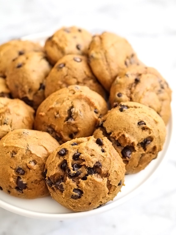Super Soft and Pillowy Pumpkin Chocolate Chip Cookies