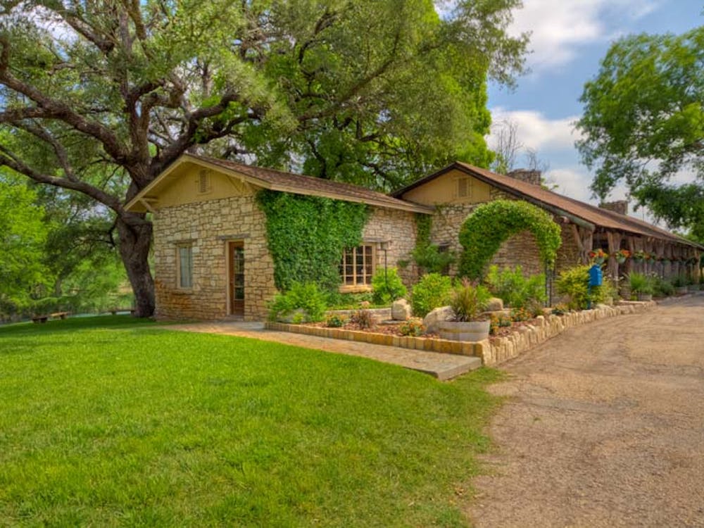 Romantic Texas Wedding Venue Corporate Retreats Groups