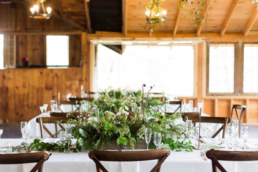Incorporating Adirondack Elements into Your Wedding Decor