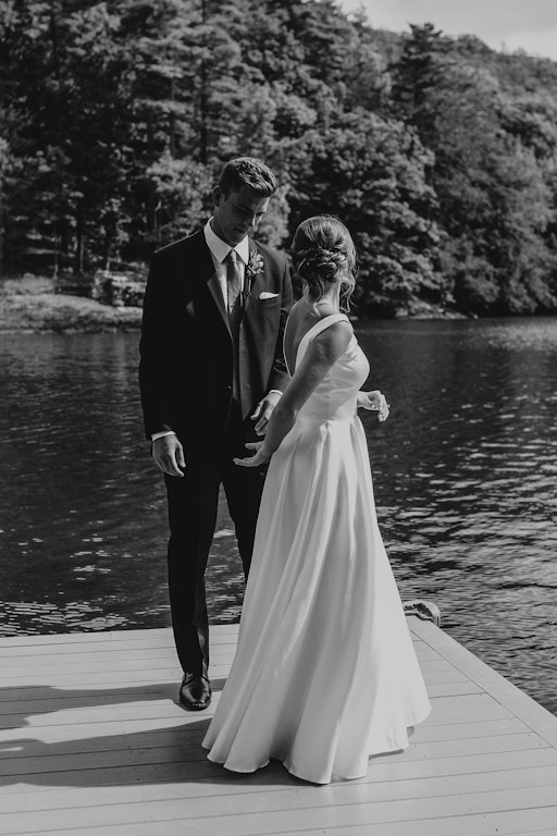 Saying 'I Do' in Nature's Embrace