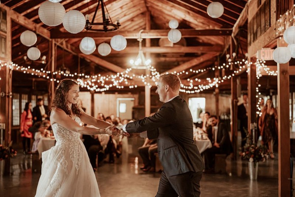 When to Say ‘I Do’: Choosing the Perfect Wedding Date 1–2 Years in Advance