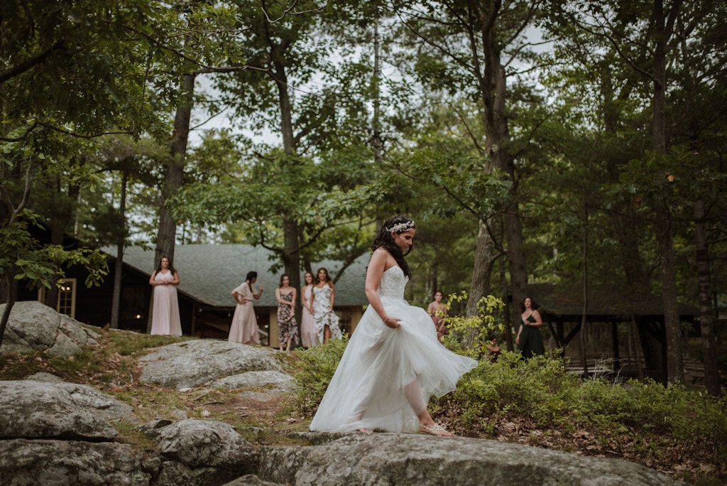 5 Ways to Give Your Guests an Unforgettable Weekend at Your Camp Destination Wedding