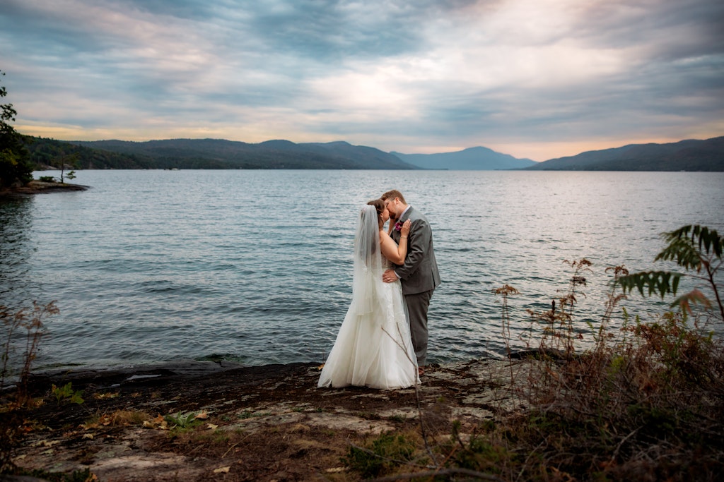 A Stress-Free Destination Wedding Weekend Timeline on Lake George
