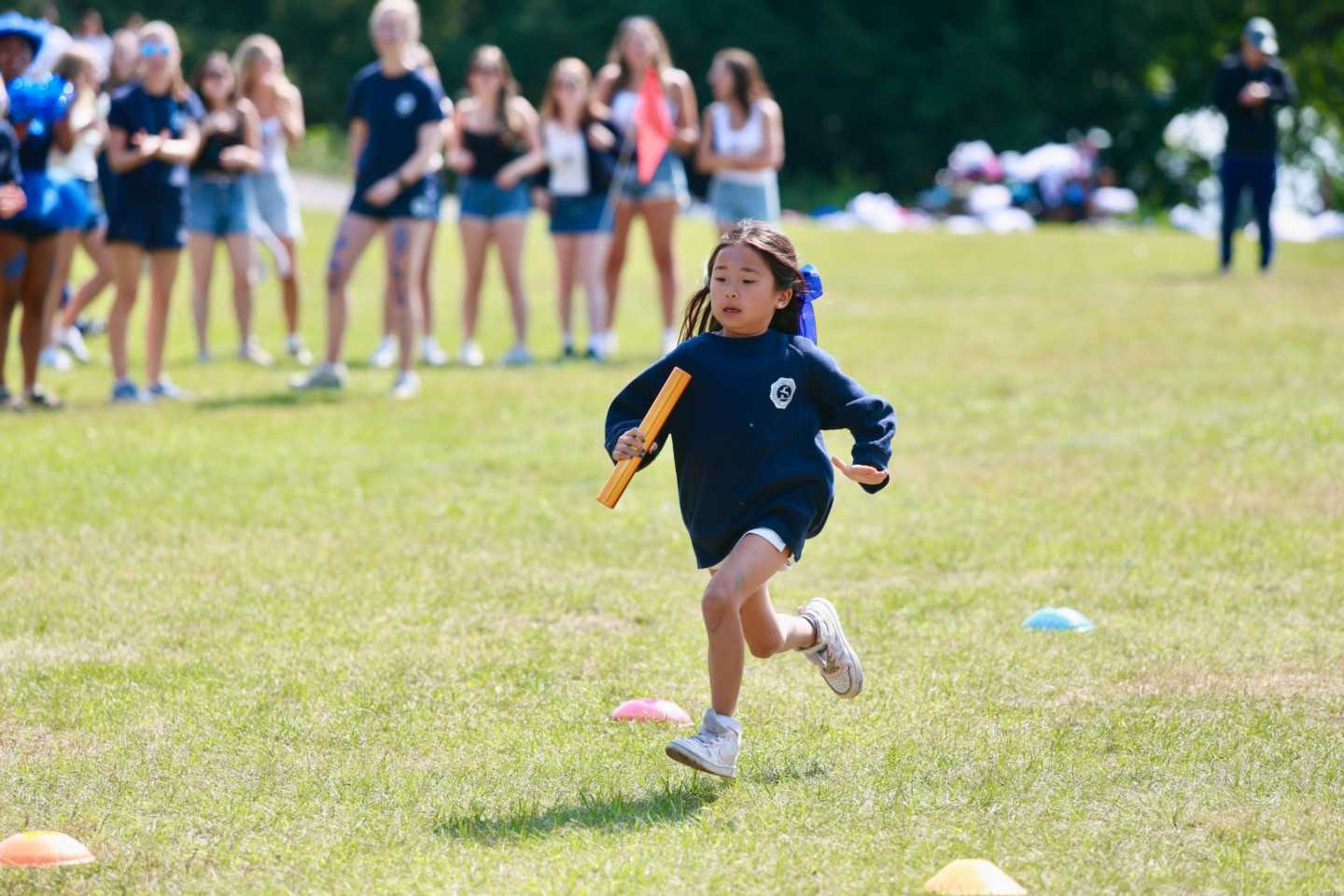 The Lake Is Blue! The Sky Is White!
