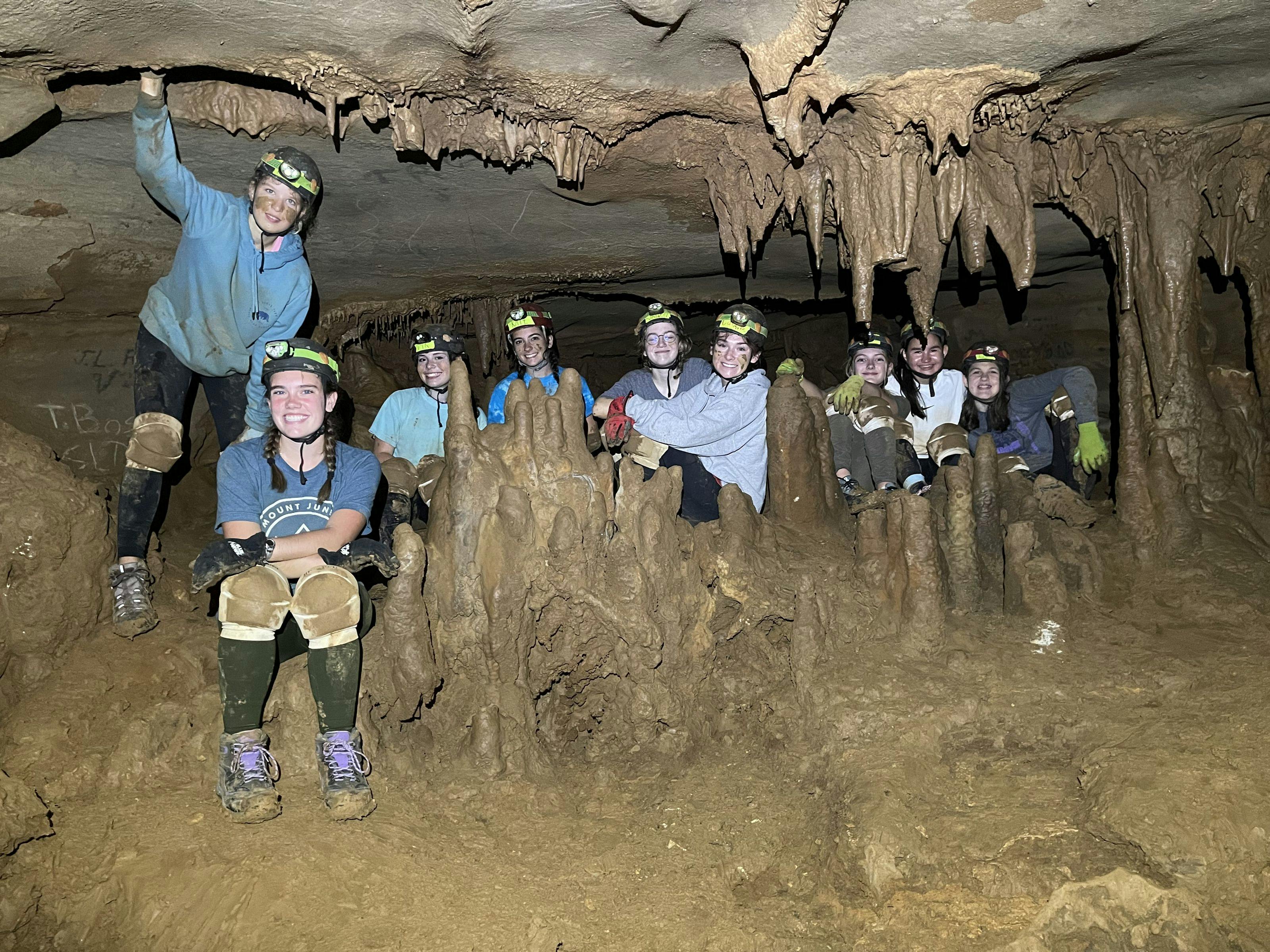 Caving, Survival and Rappelling 