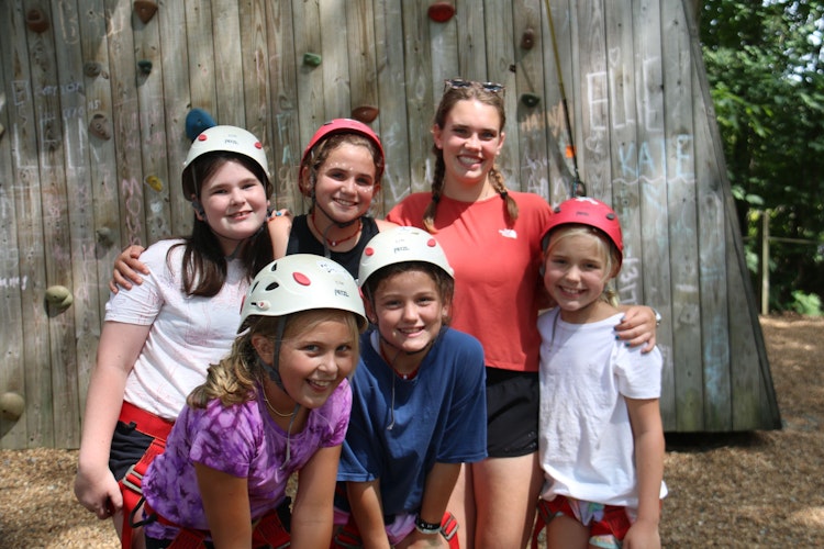 Christian Girls Summer Camp & Summer Jobs. Two week sessions of friends
