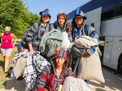Summer camp travel bus kids cyj texas.jpg?ixlib=rails 2.1
