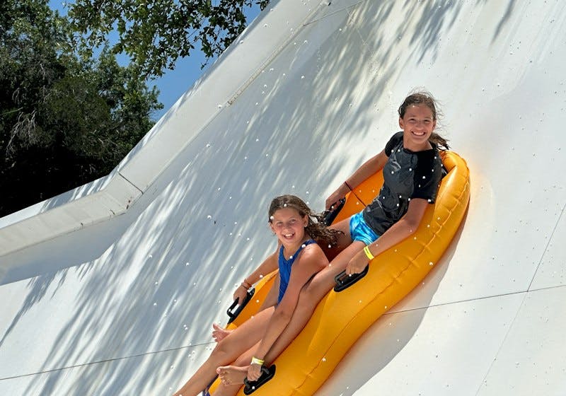 Kids having fun at summer camp.jpg?ixlib=rails 2.1